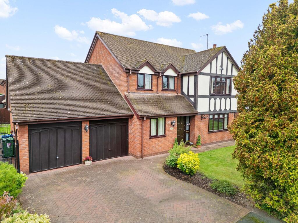 4-bed detached on Tilman Close, Great Sankey, WA5, £550,000
