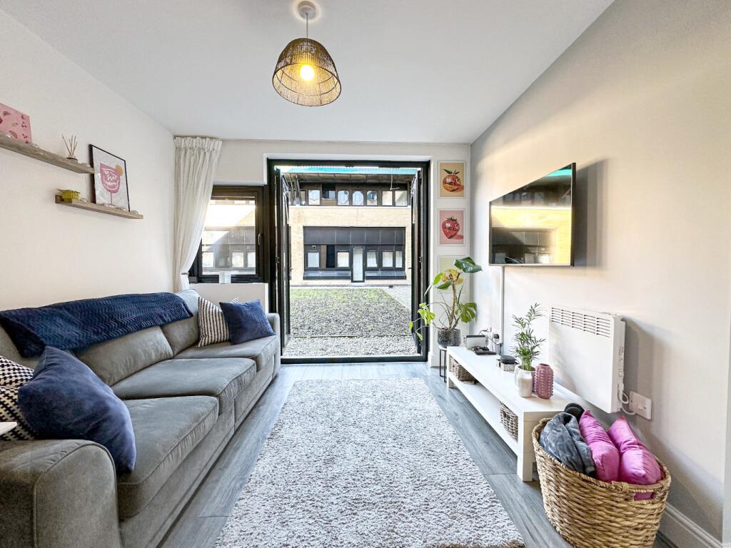 Main image of property: Boulevard View, Whitchurch Lane, Bristol, BS14 0TL