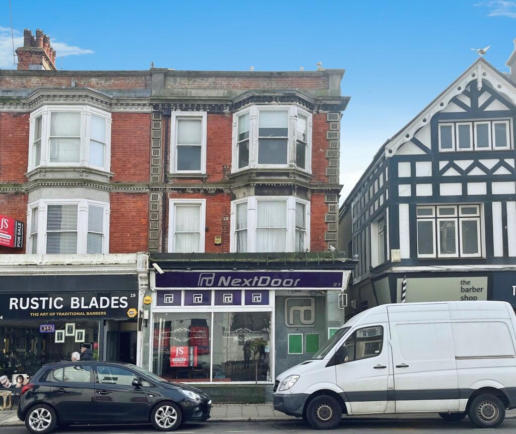 Main image of property: 21 Rowlands Road, Worthing, West Sussex, BN11 3JJ