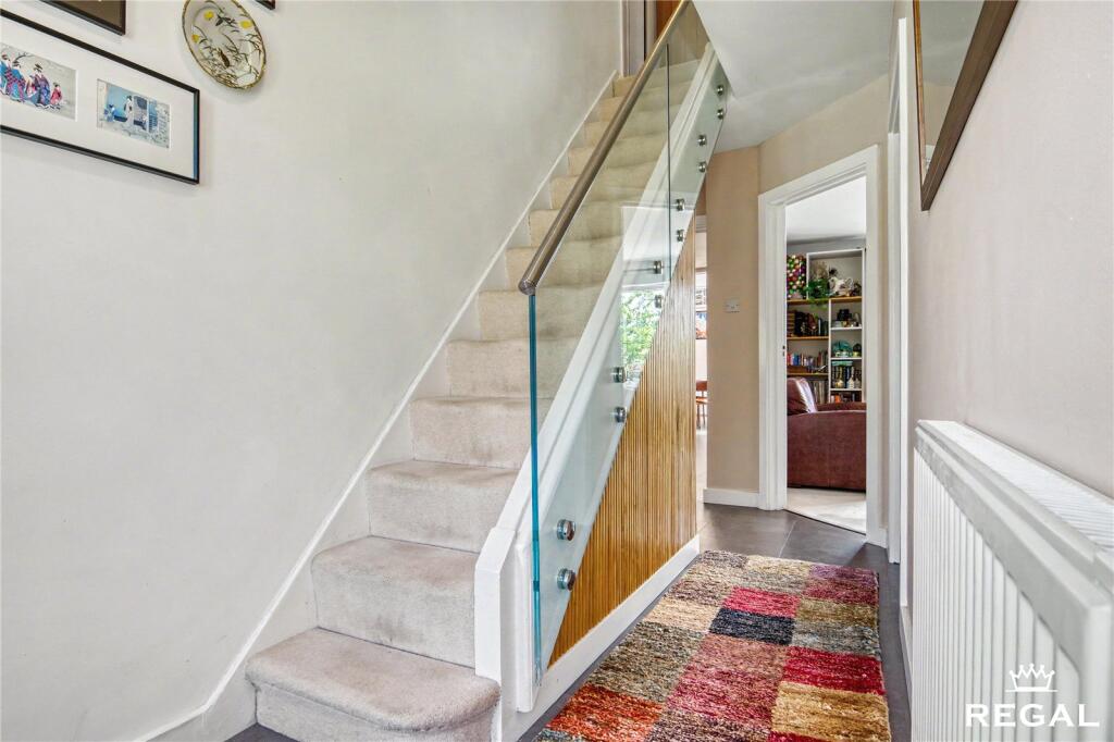 Southdene Road, Chandlers Ford, SO53 photo 4