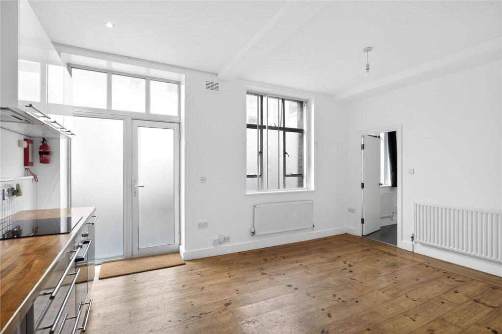 Main image of property: Bradbury Mews, London, N16