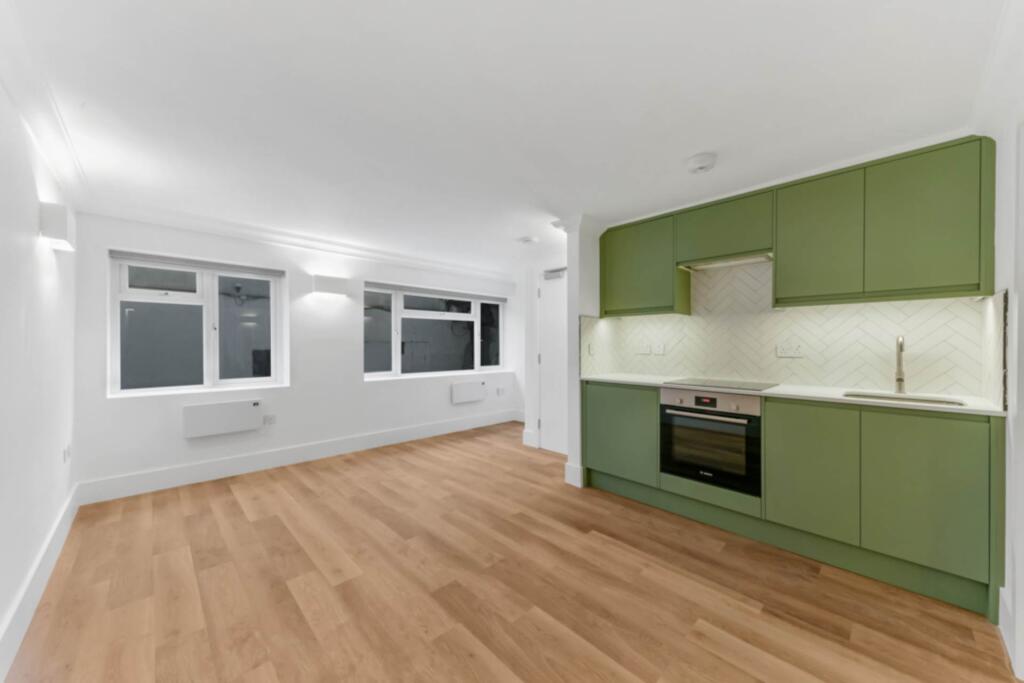 Main image of property: Kensington Gardens Sq, London W2