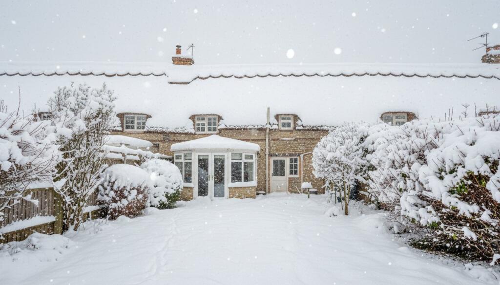 Main image of property: Latchford Lane, Great Haseley, Oxford, Oxfordshire, OX44