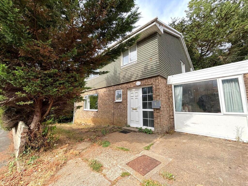 Main image of property: High Street, Ventnor
