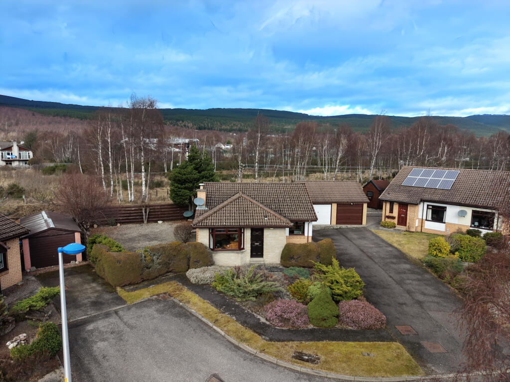 Main image of property: Dalnabay, Silverglades, Aviemore