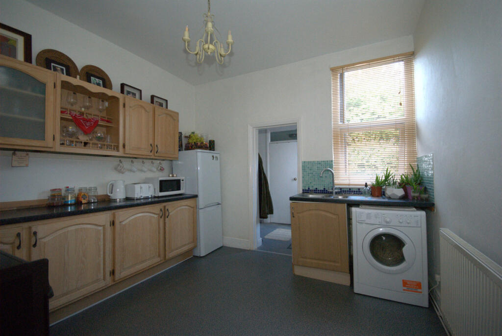 Leighton Avenue, Leigh-on-sea, SS9 1 photo 4
