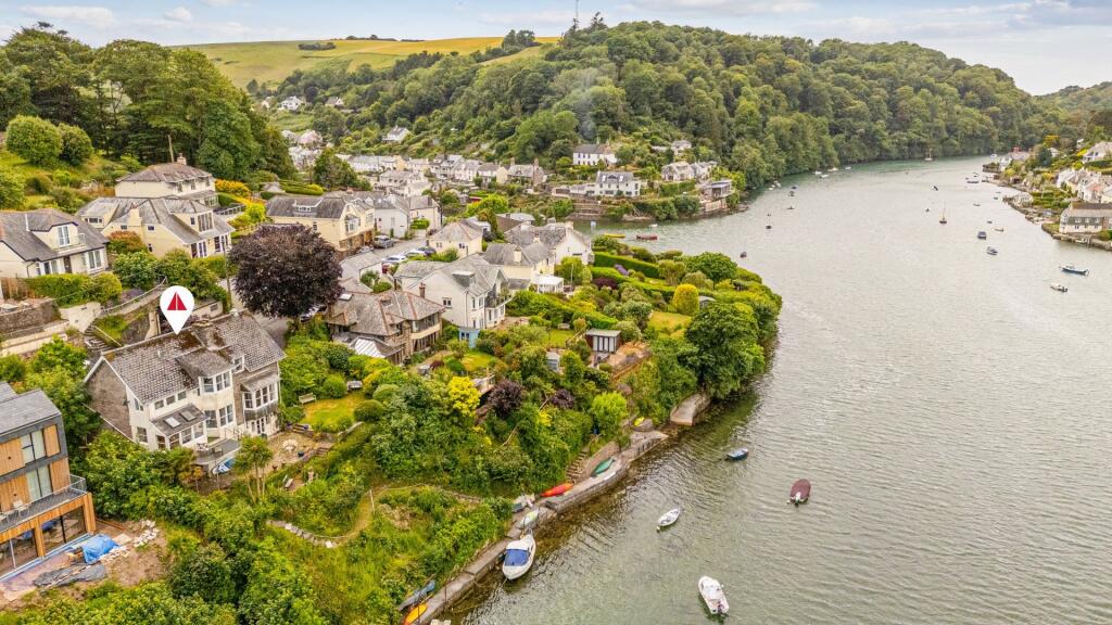 Main image of property: Pillory Hill, Noss Mayo