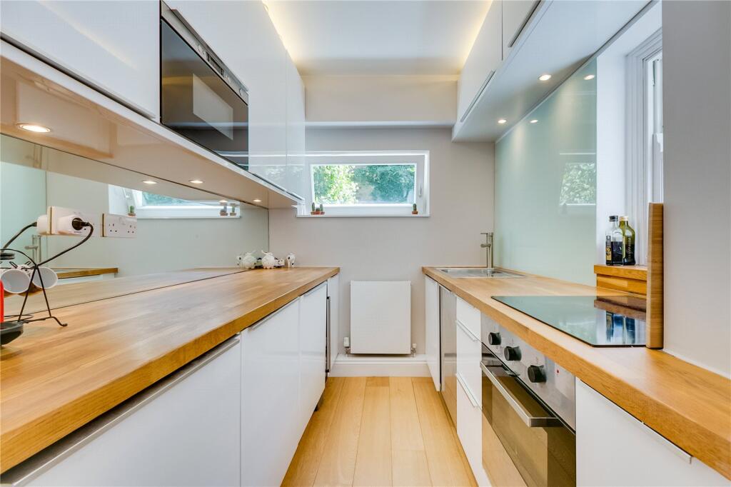 Main image of property: St Peters Terrace, 
Fulham, SW6