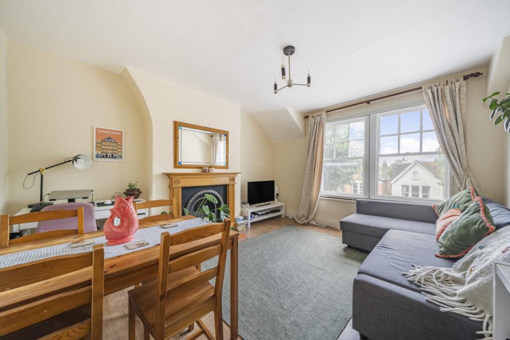 Apartment in London - View 3