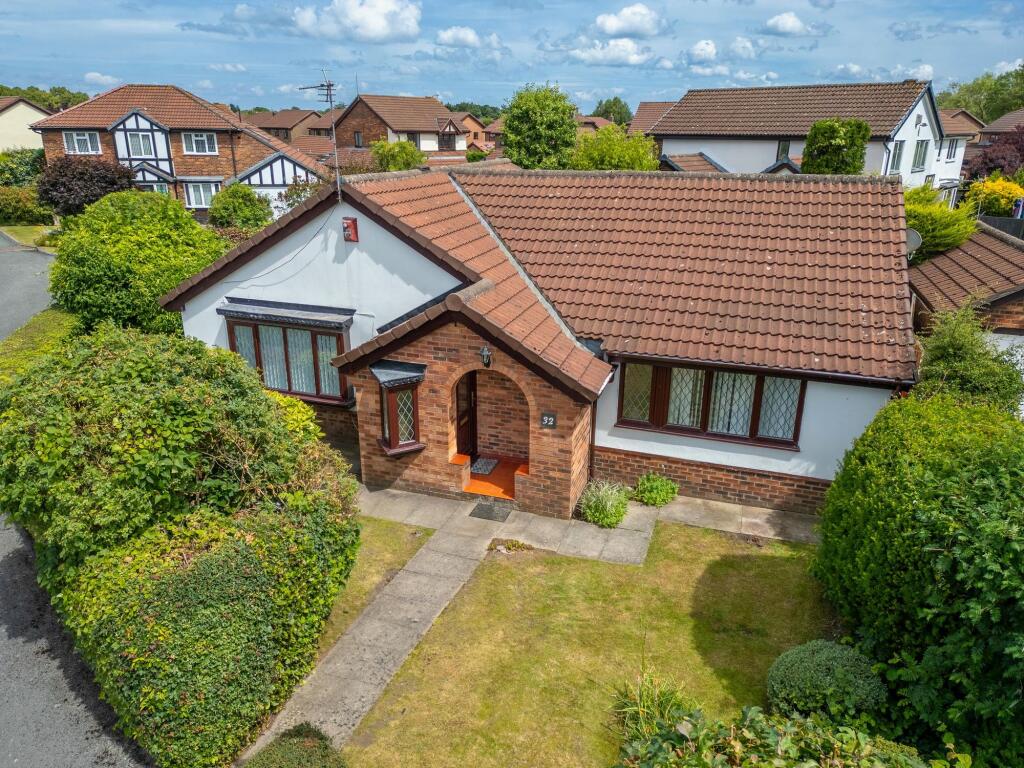 Main image of property: Barford Close, Westbrook, WA5