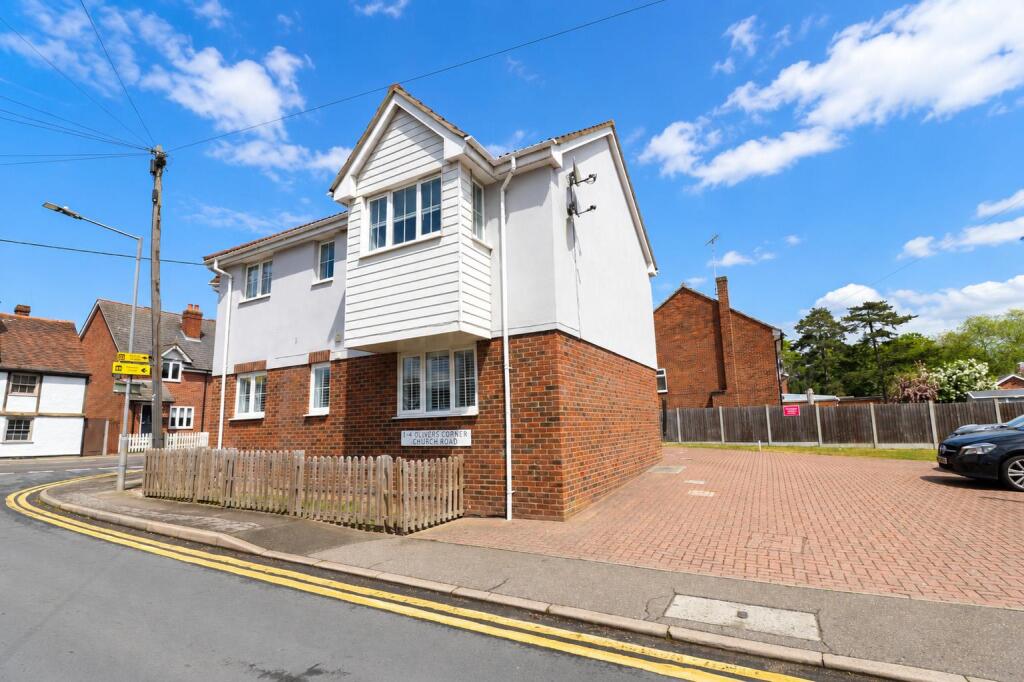 2-bed flat on Church Road, Hatfield Peverel, Chelmsford, £250,000