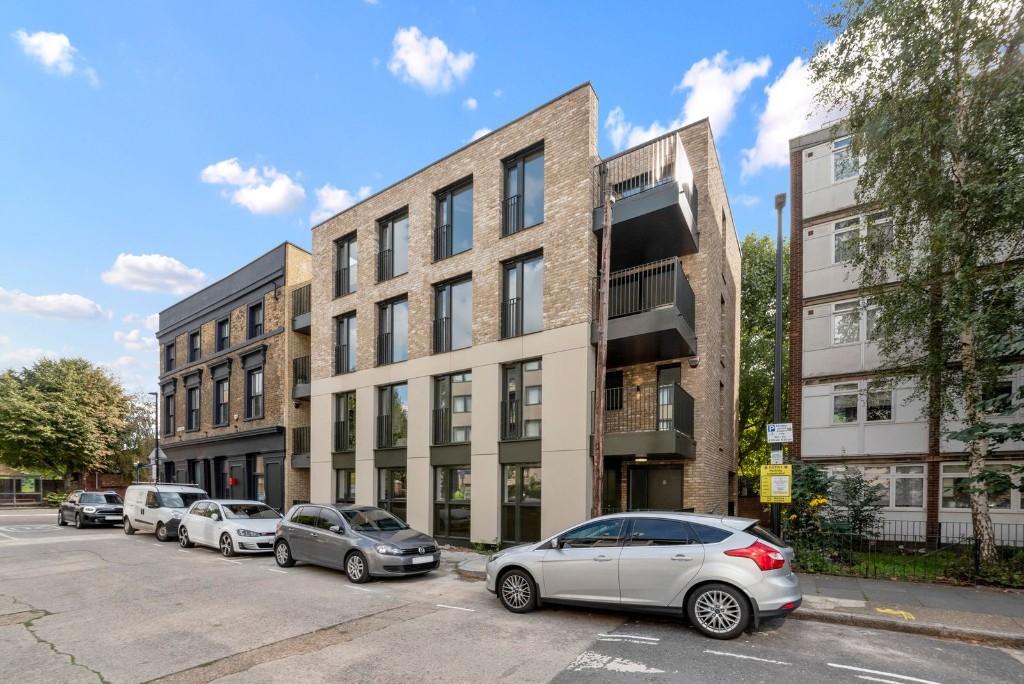 Main image of property: Pier Street, London, E14