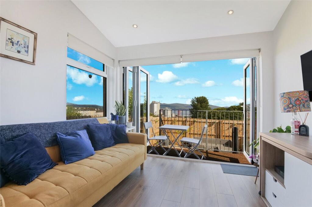House in Paisley - View 5
