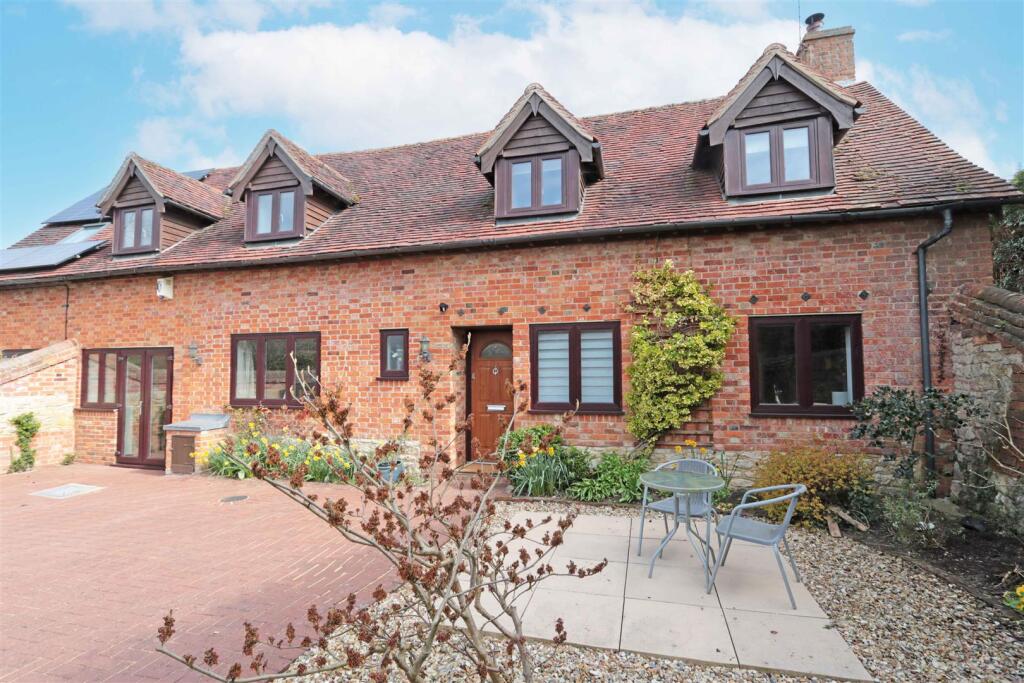 Frogmore Lane, Long Crendon photo 2