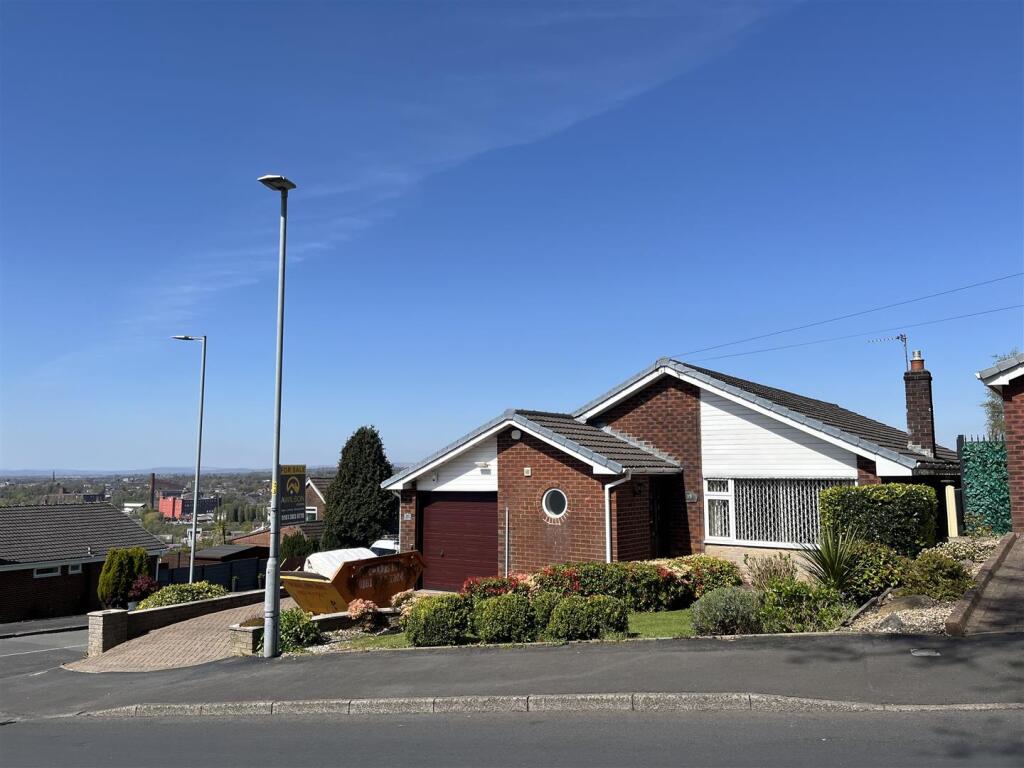 Main image of property: Fir Tree Crescent, Dukinfield