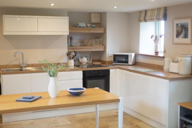 Hafan Bach Dining Kitchen