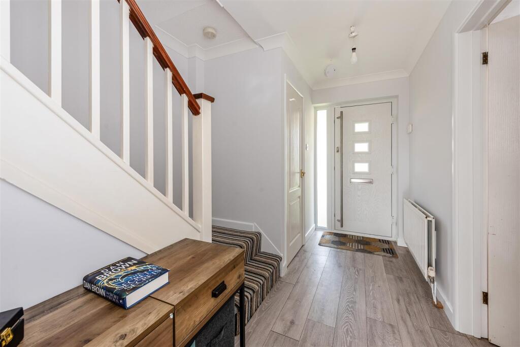 House in East Hampshire, Horndean - View 3