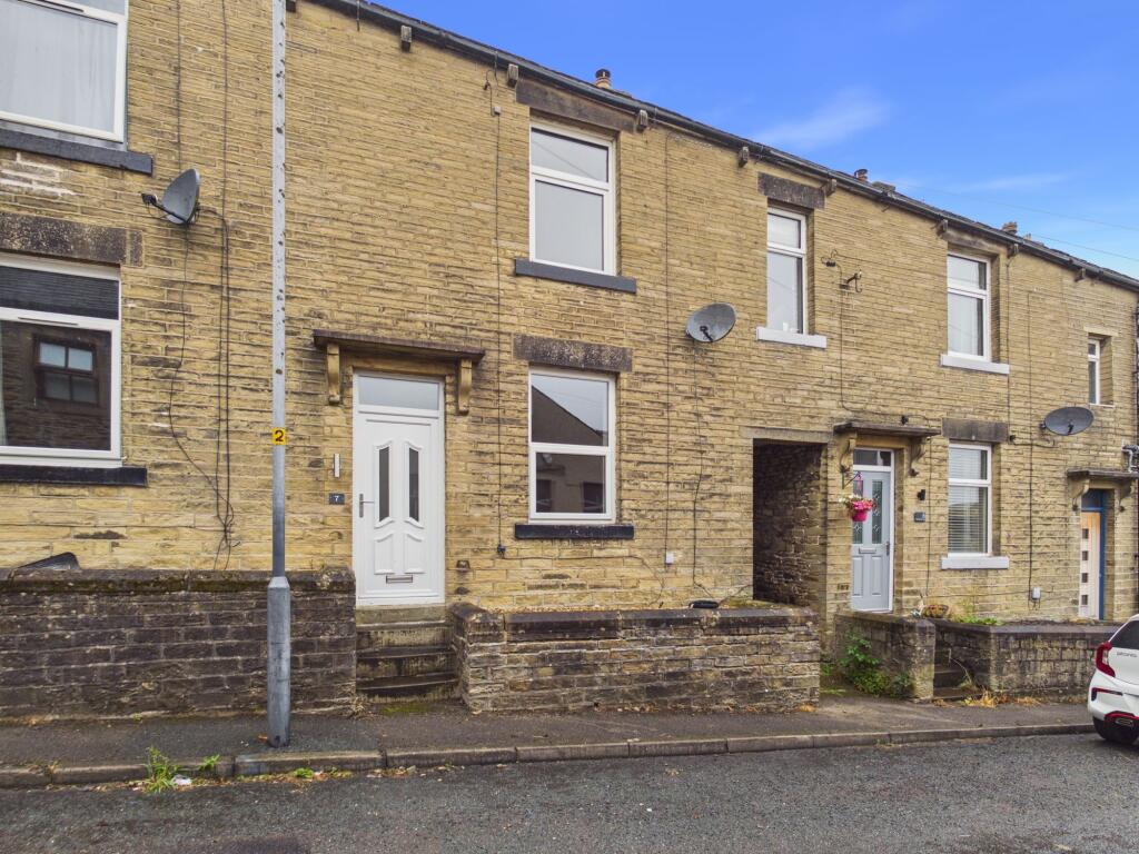 Main image of property: Park Lane Terrace,, Carleton, BD23