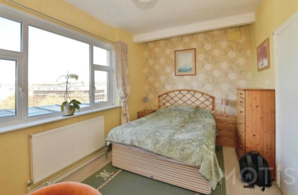 Apartment in Canterbury - More