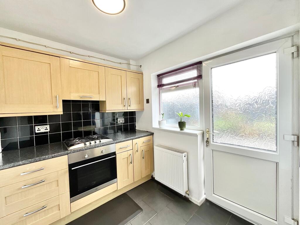 House in Stoke-on-Trent - More