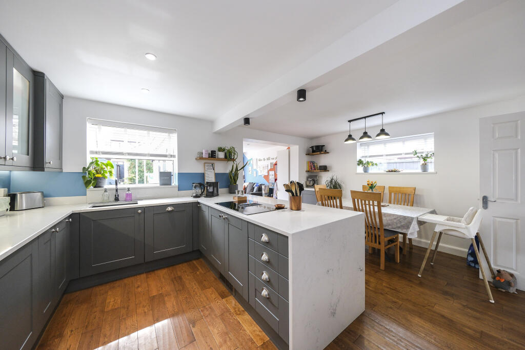 Cavendish Close, Worksop, S80 - More