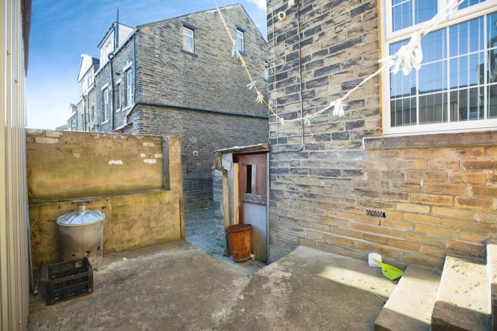 Additional image 11 of Fairfield Road, Bradford, BD8