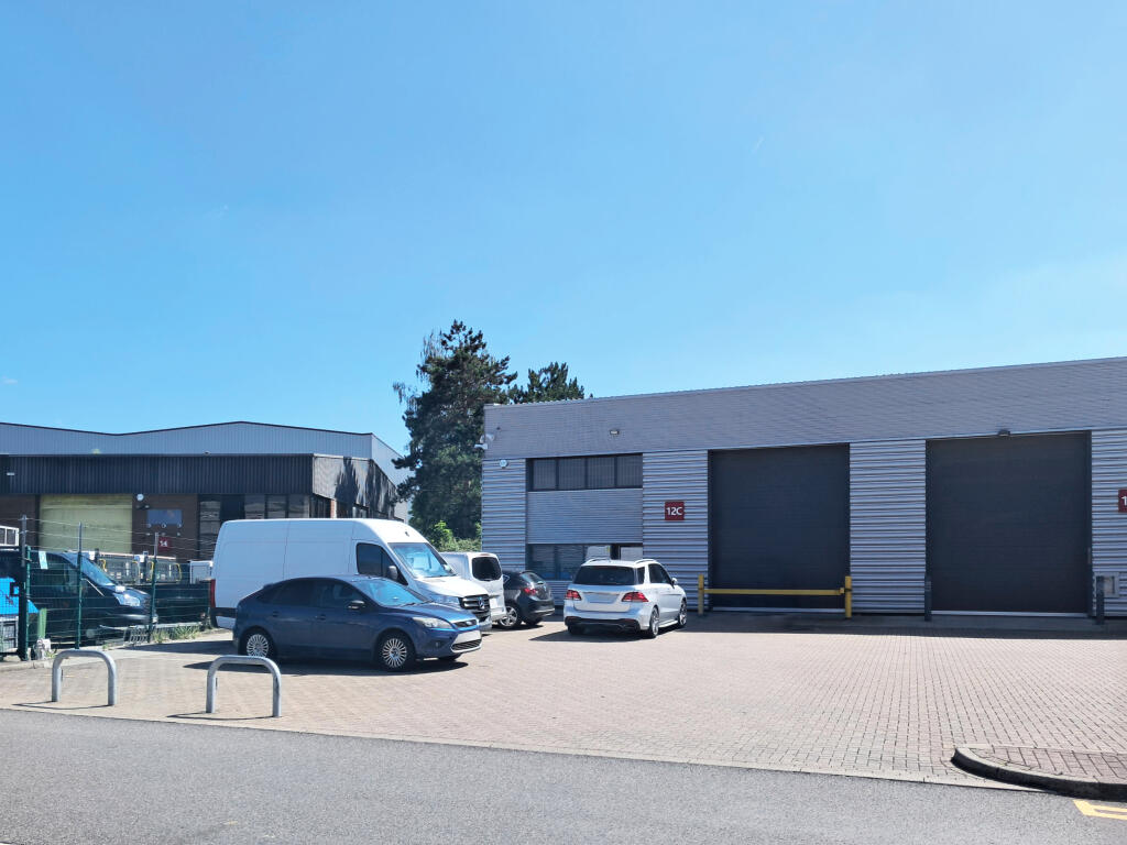 Main image of property: Bracknell Western Trade Center, Western Road, Bracknell, RG12 1RW