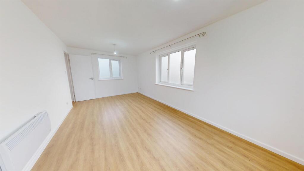 Angora Drive, Salford photo 3