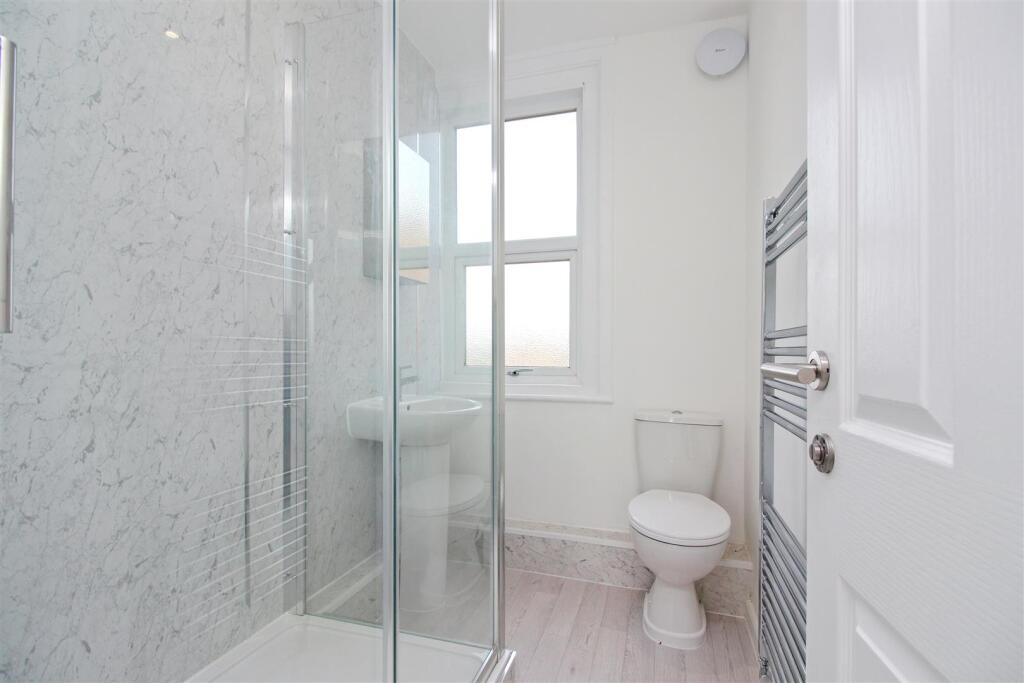 Apartment in Margate, Cliftonville West, Cliftonville - View 5