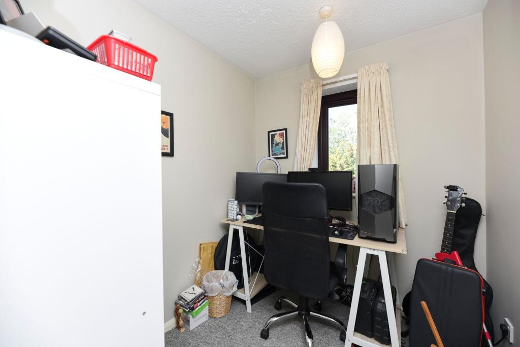 House in Huntingdonshire, Stukeley Meadows - More
