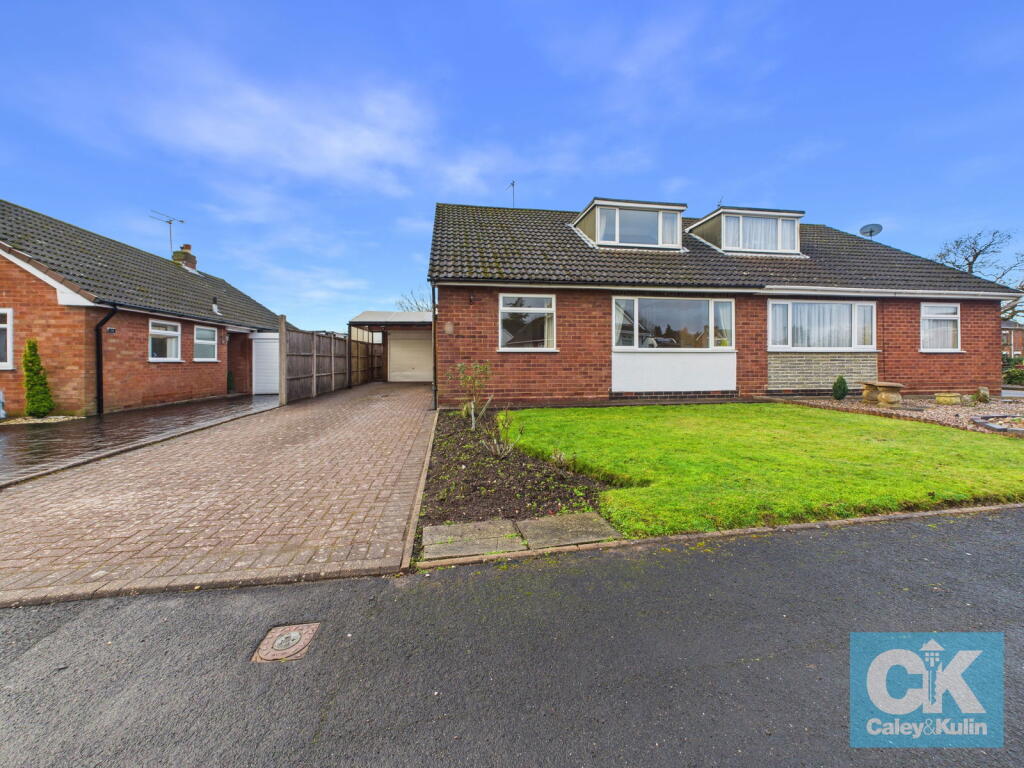 3-bed semi-detached on Greenways, Penkridge, Staffordshire, ST19 5HD, £299,950