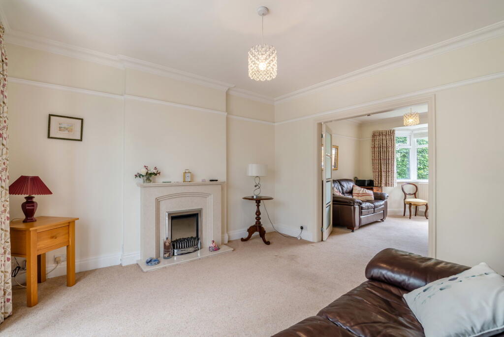 House in Leeds, Boston Spa - View 4