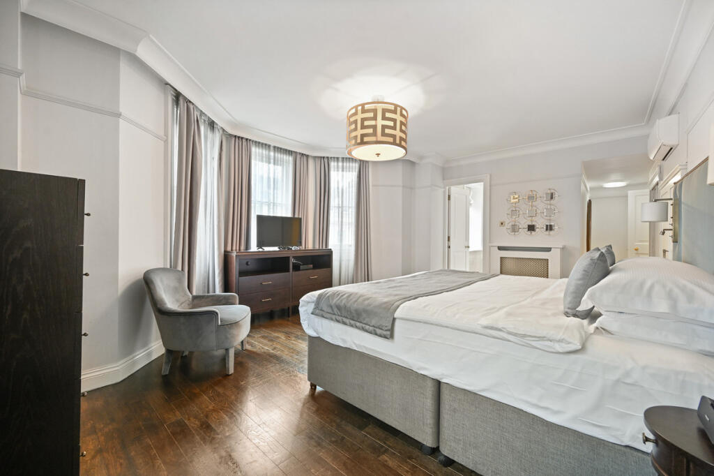 4 bedroom apartment for rent