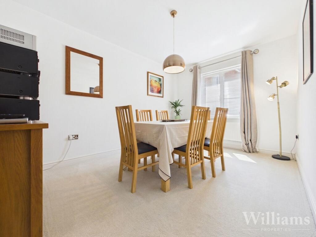 Benton Mews, Aylesbury, HP18 photo 4
