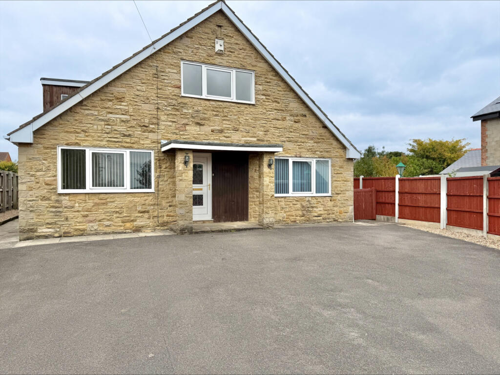4-bed detached on Selby Road, Garforth, West Yorkshire, LS25, £475,000