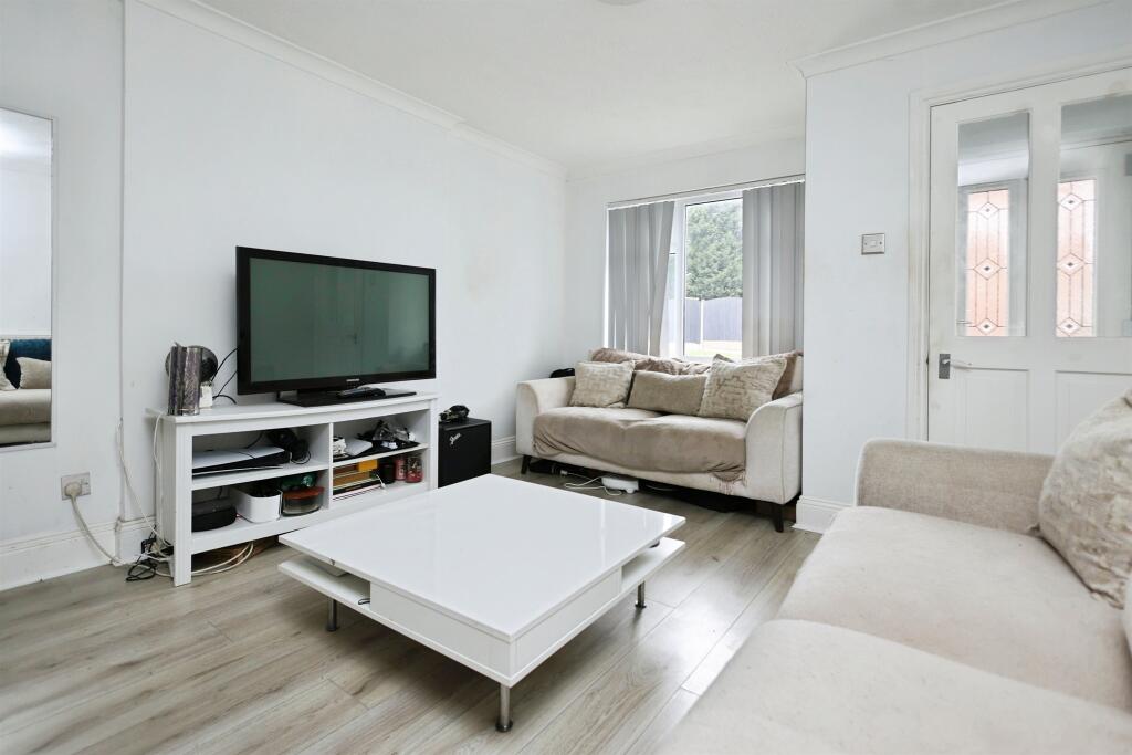 House in Birmingham, West Midlands - View 5