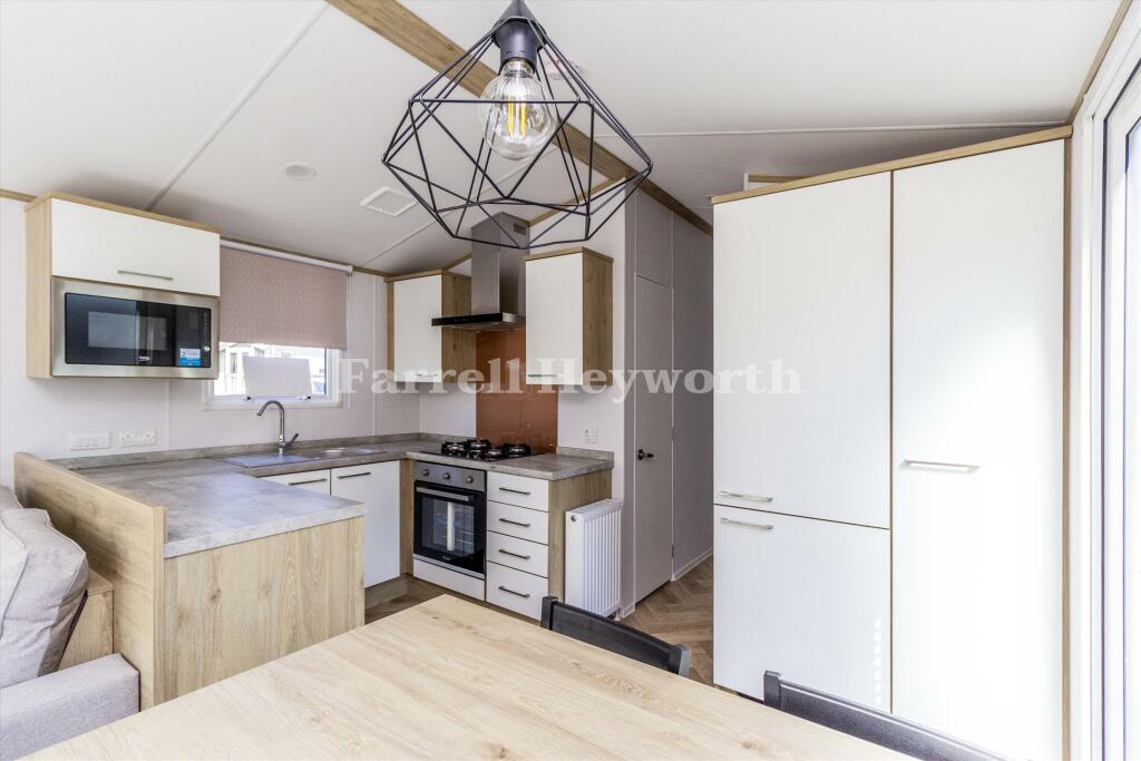 Bottomdale Road, Slyne, Lancaster photo 4