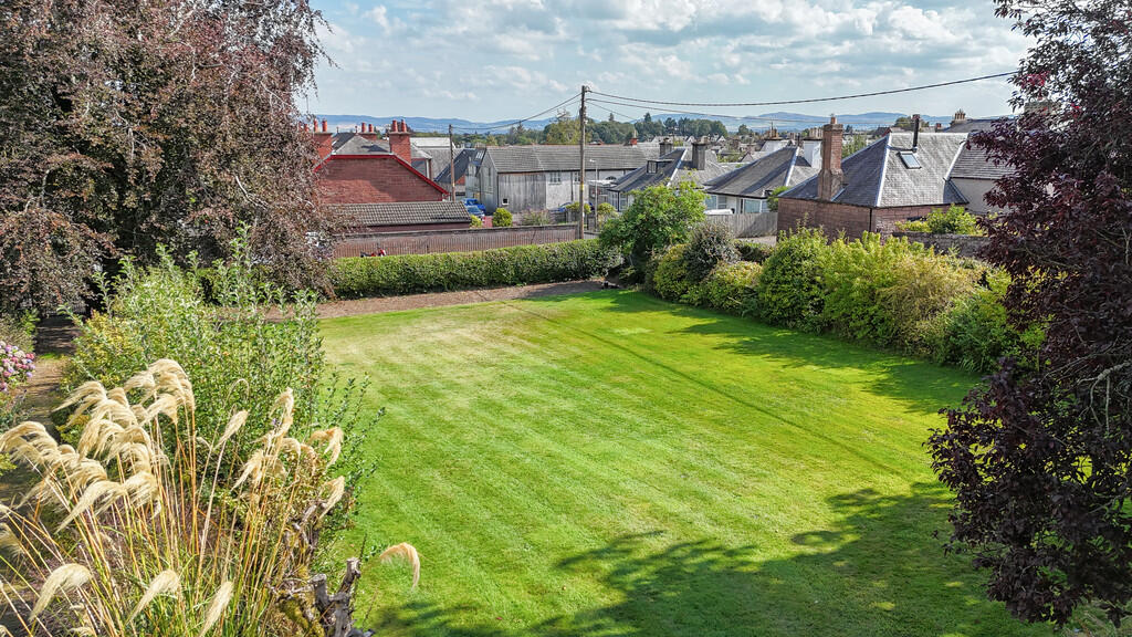 Greenfield, Lochy Terrace, Blairgowrie photo 4