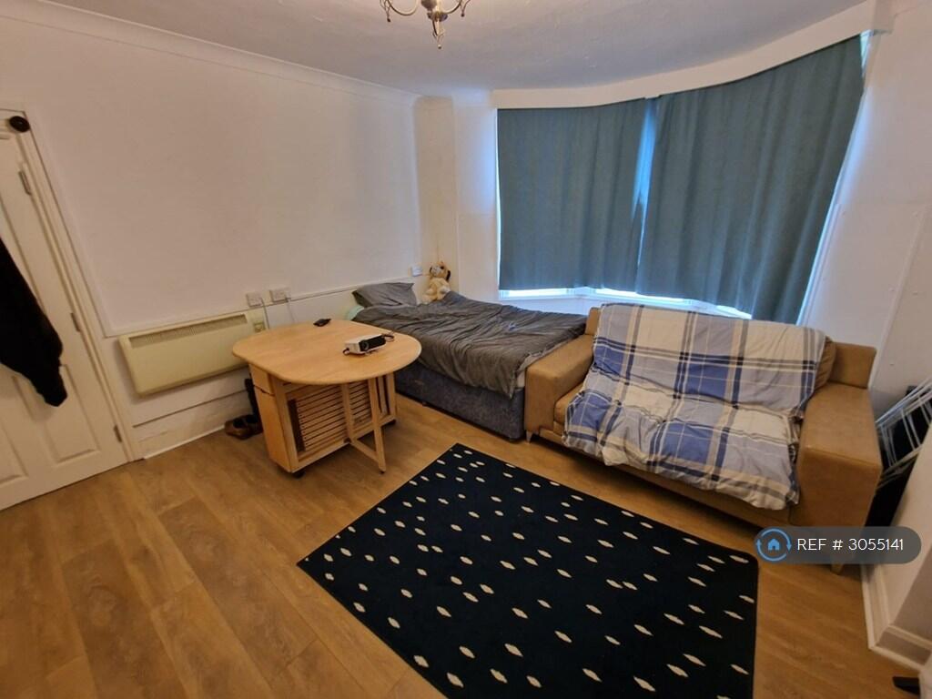 Sackville Road, Hove, BN3