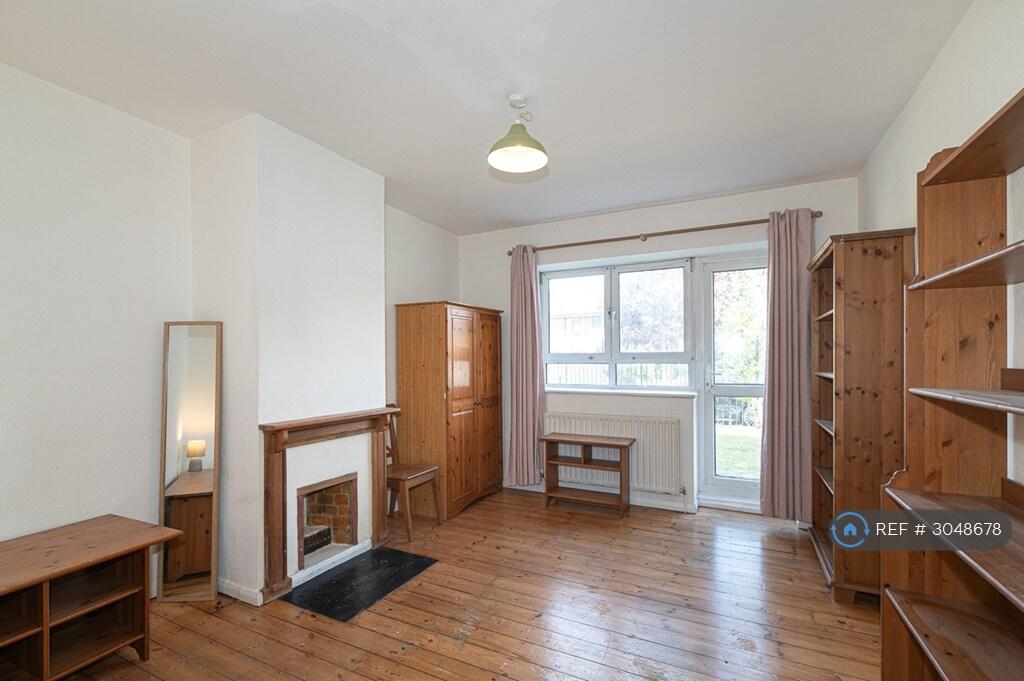 Apartment in London - View 2