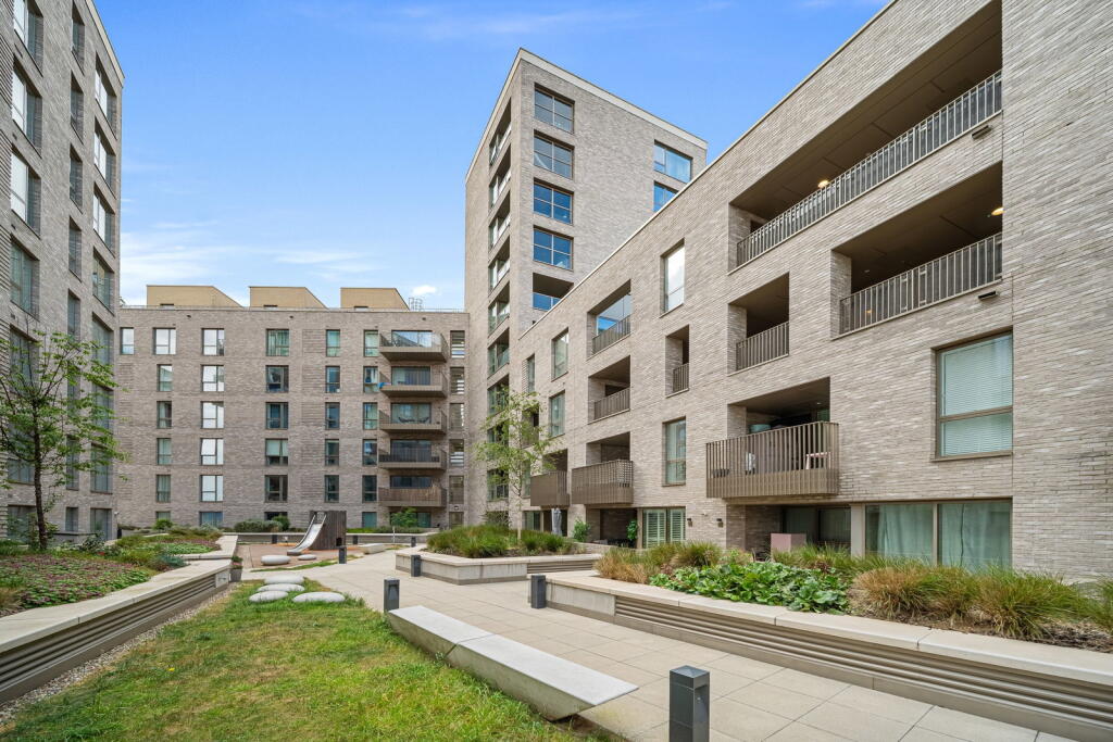 Main image of property: London, SE10