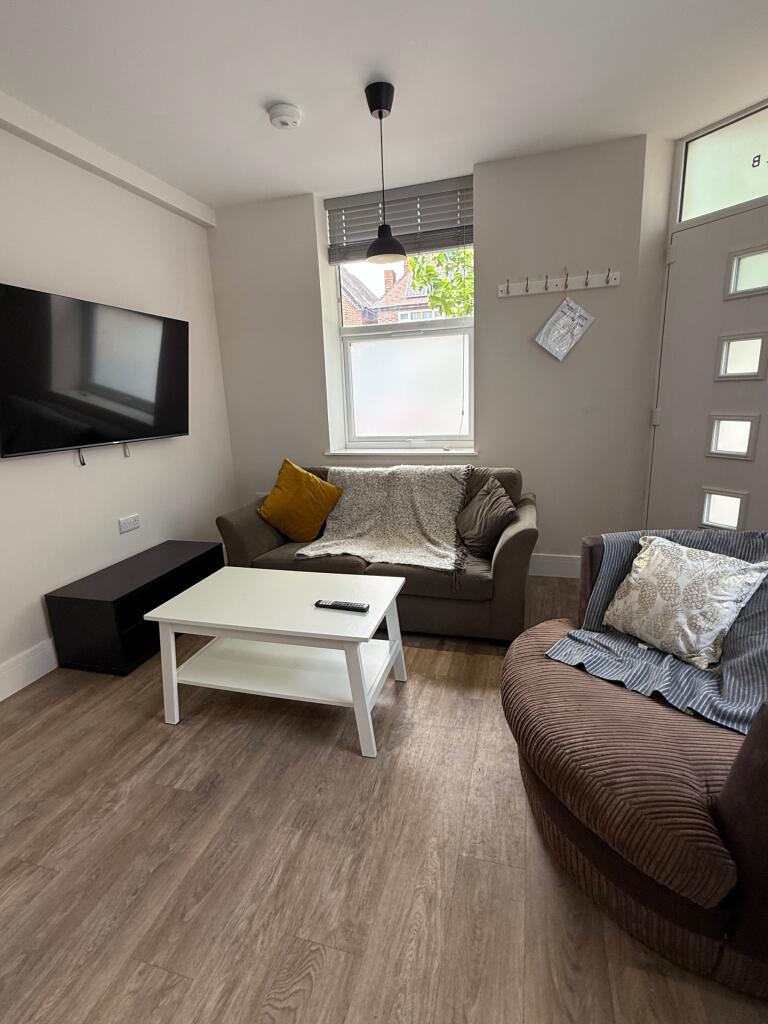 Main image of property: B Trent Boulevard, West Bridgford, Nottingham