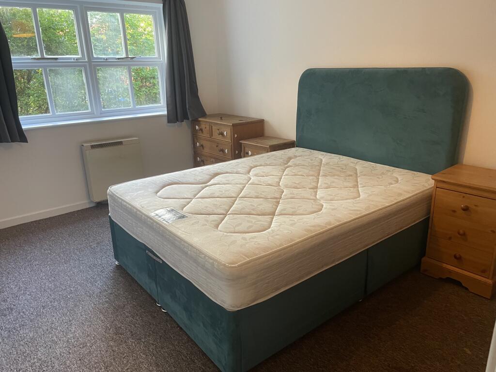 Apartment in Manchester - View 4