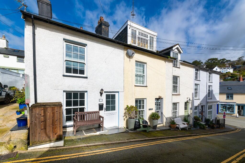 Main image of property: 4 Prospect Place, Aberdyfi, Gwynedd, LL35 0EY