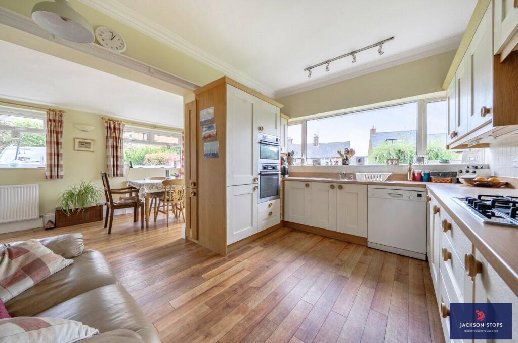 House in Earls Barton - View 4