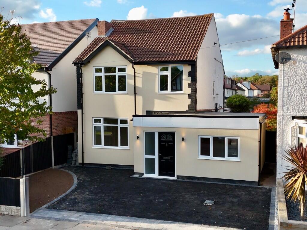 Main image of property: Bramcote Avenue, Beeston, NG9