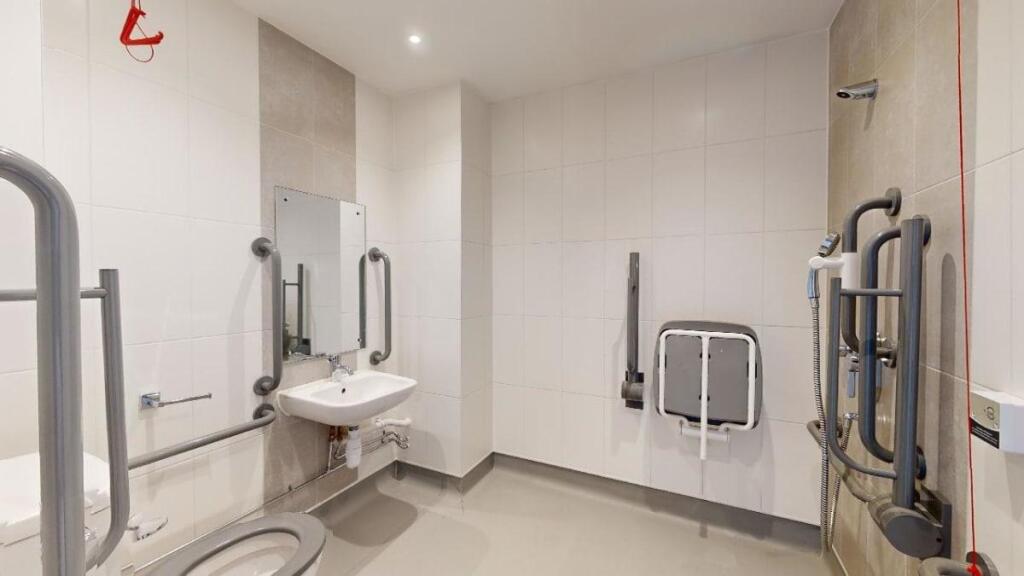 1 bedroom flat share for rent