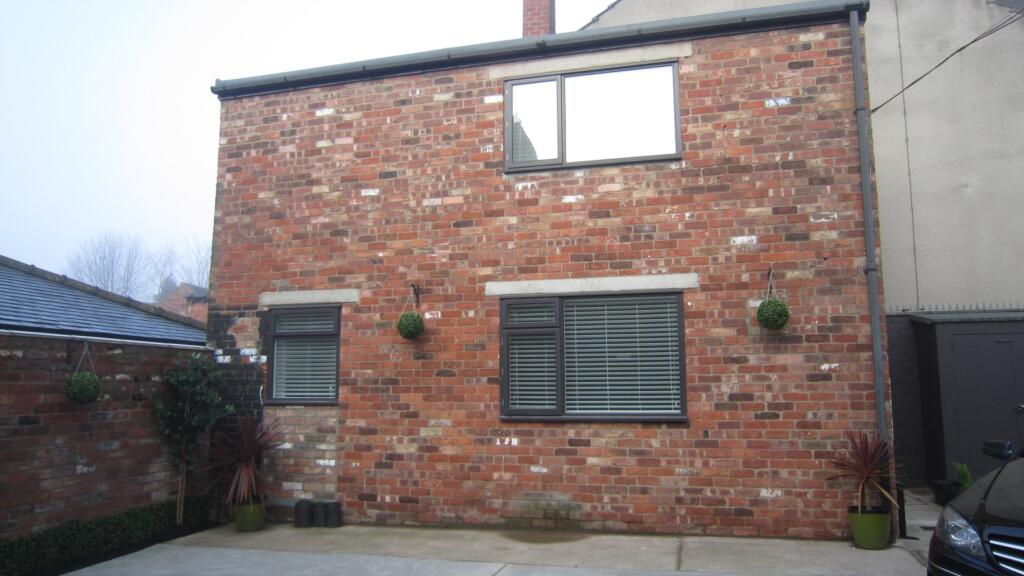 Main image of property: High Street, Lincoln, LN5