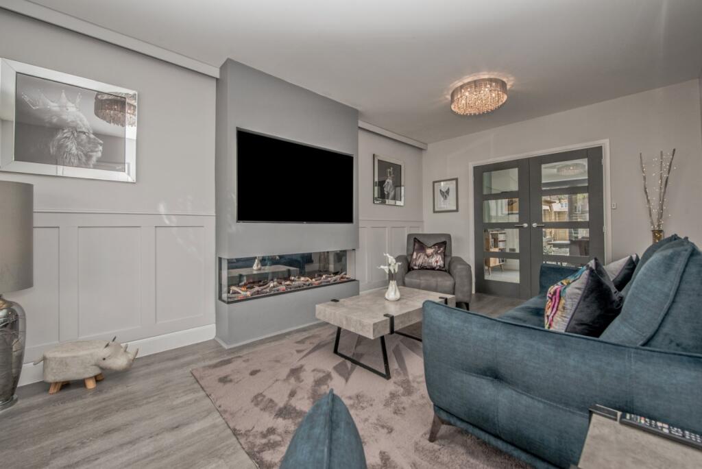 House in Bradford, West Yorkshire - View 4