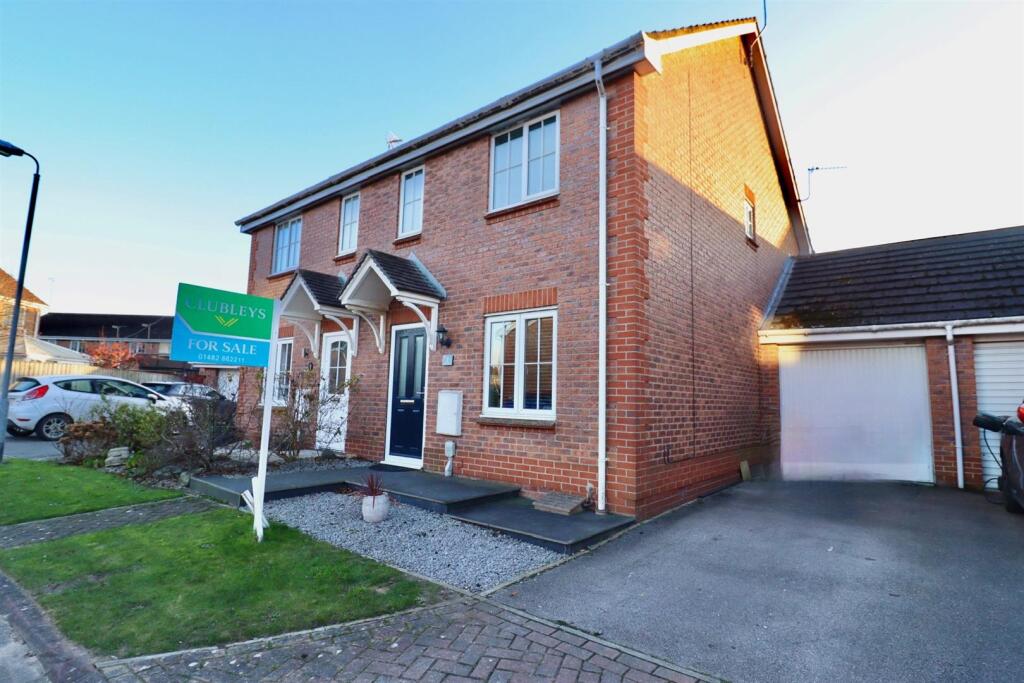 Main image of property: Aire Close, Brough